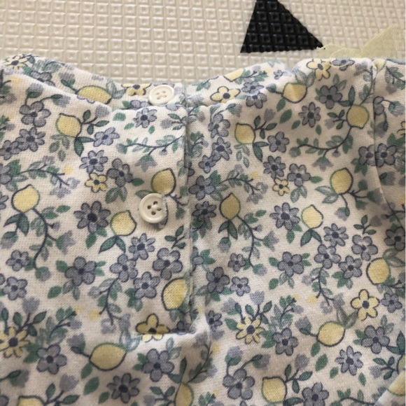 Nicole Miller|Baby girl ditsy floral white crewneck sweater with lace detail• - Picture 5 of 6